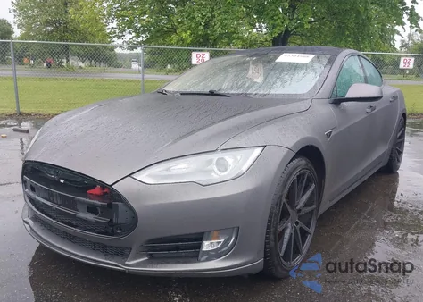 2013 Tesla Model S из США, поврежденный, VIN 5YJSA1DN4DFP09961